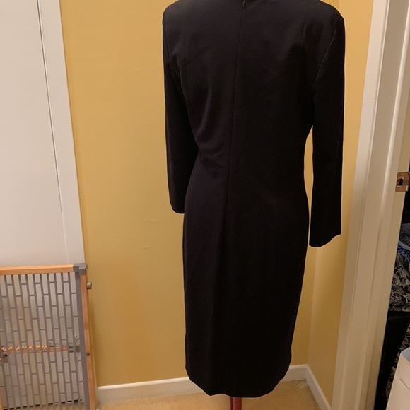 Escada Very Elegant sheath dress with flower cut out NWOT - Picture 5 of 12